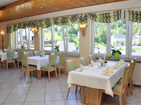 Hotel Schoene Aussicht Steinach  Esterno foto
